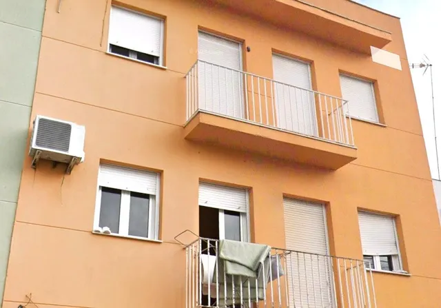 Venta piso en Coria del Rio (Sevilla) — 3