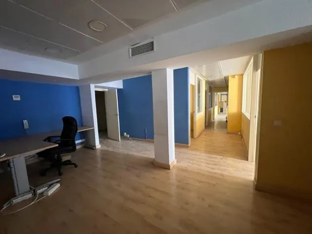 SE VENDE OFICINA EN EL CENTRO DE MURCIA, 420 M2. APROX. EXTERIOR — 6