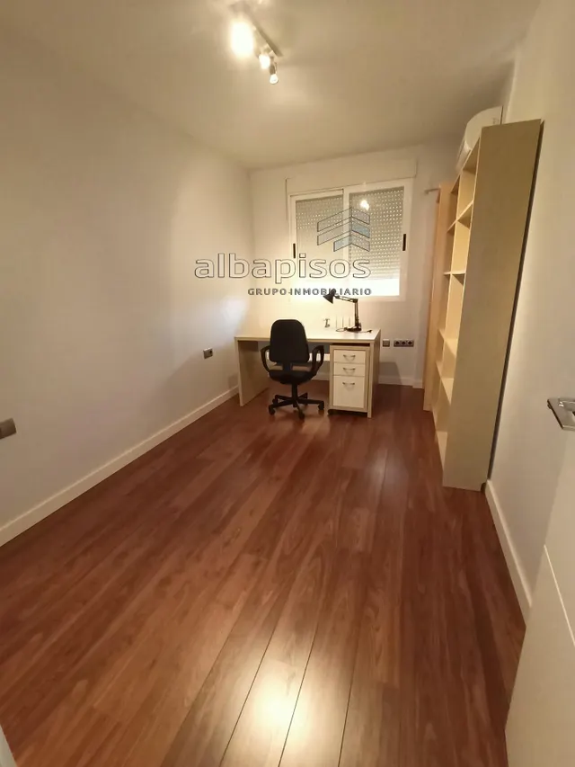 Bonito piso de 129 m2 útiles en el paseo de la feria | garaje y trastero incluidos — 32