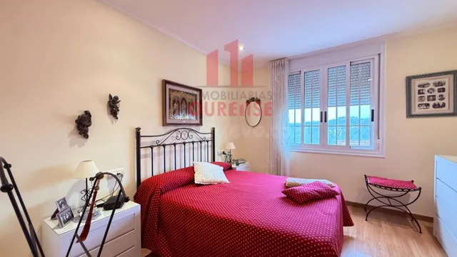 VIVIENDA UNIFAMILIAR CON TERRAZA EN SAN CIBRAO DAS VIÑAS - foto 4