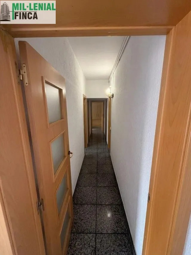 Amplio piso exterior en Les Termes, junto a la Carretera de Barcelona — 7