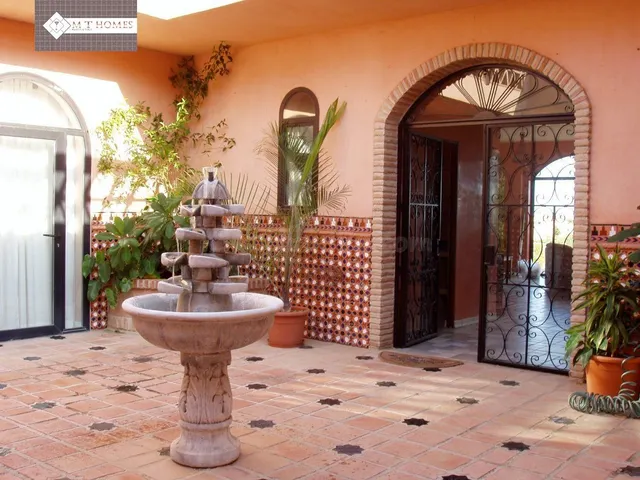 CHALET INDEPENDIENTE con parcela de 5000 m2- BENALMADENA - foto 4