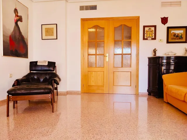 Piso de gran tamaño y excelentes calidades en pleno centro de Almoradí. — 6