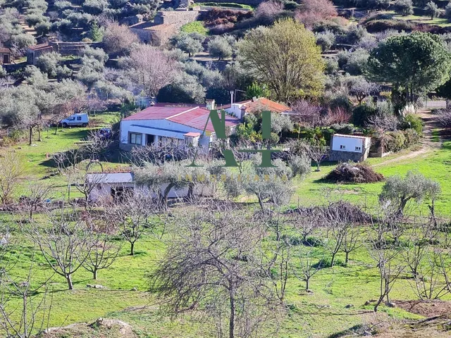 ¡Oportunidad única! Restaurante en plena naturaleza con gran - foto 2