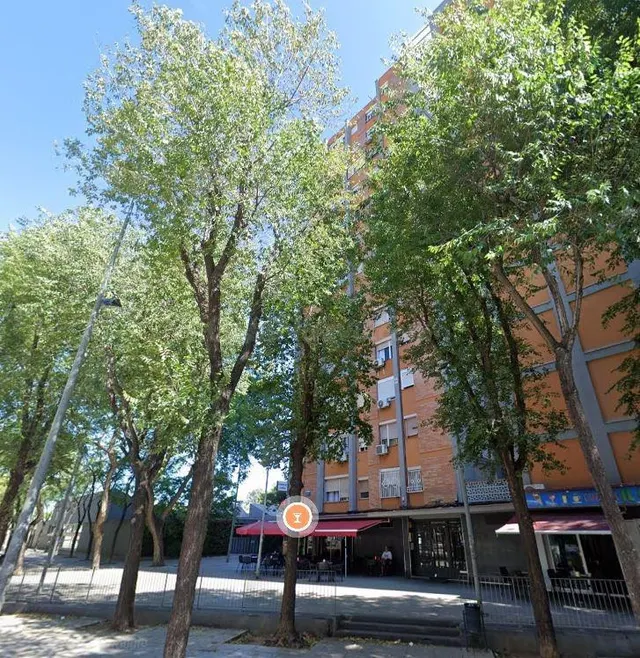 PISO OKUPADO EN VENTA EN CORNELLA DE LLOBREGAT - foto 3