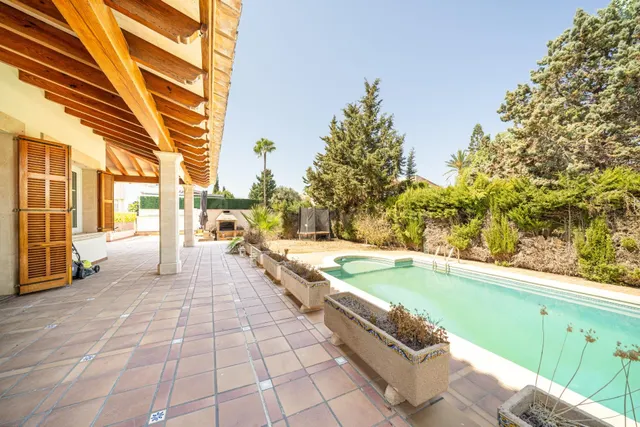 Chalet independiente con piscina privada en Son Verí Nou — 4