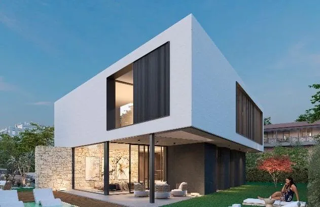 **PARCELA EN BENIDORM CON PROYECTO DE VILLA, PISCINA Y SOLÁRIUM**