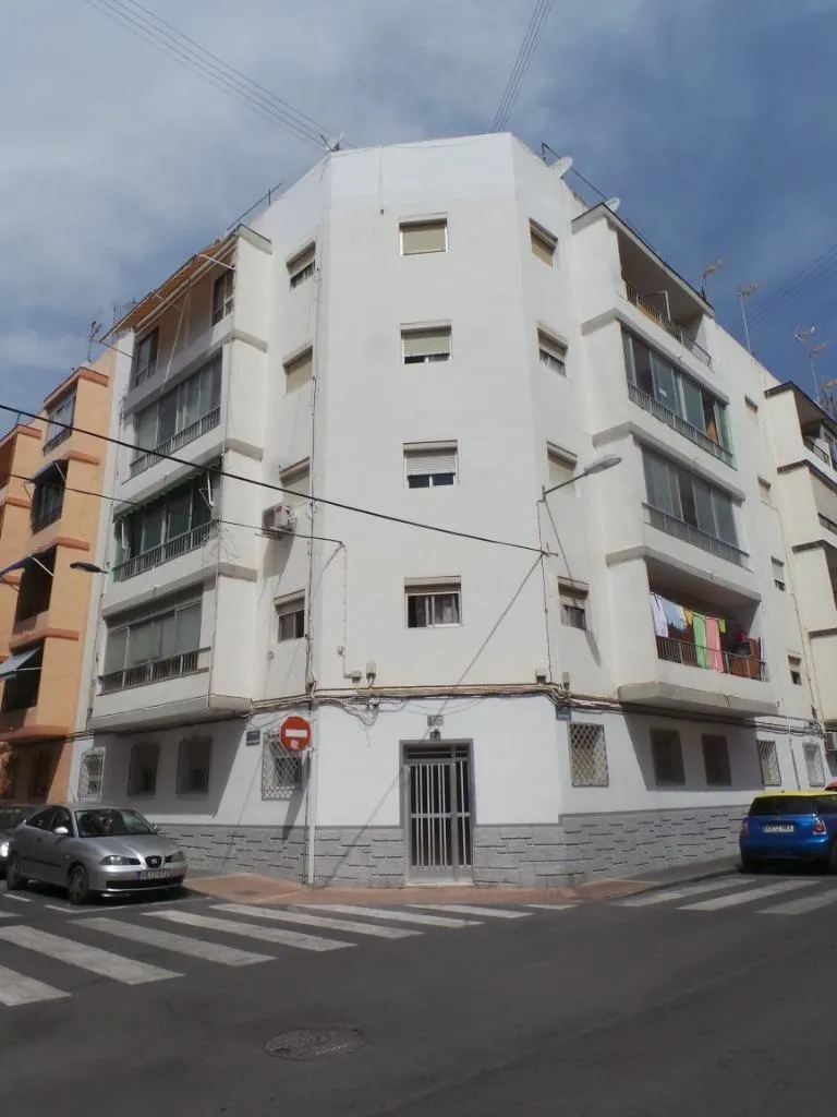 Venta de Vivienda en Villajoyosa / La Vila Joiosa, Alicante. Activo Inmobiliario Sin Posesión / No Se Puede Visitar / Ni Financiar.