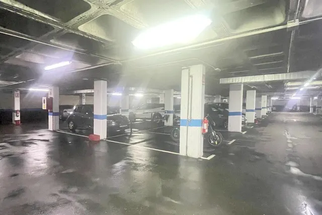 Se vende plaza de garaje en la zona centro de Móstoles. — 14