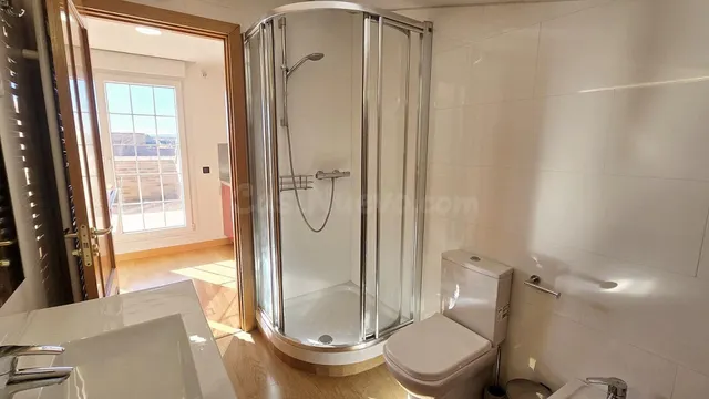 ¡EN ALQUILER PARA ESTUDIANTES! habitaciones EN EXCLUSIVO CHALET EN VILLANUEVA DE LA CAÑADA — 27