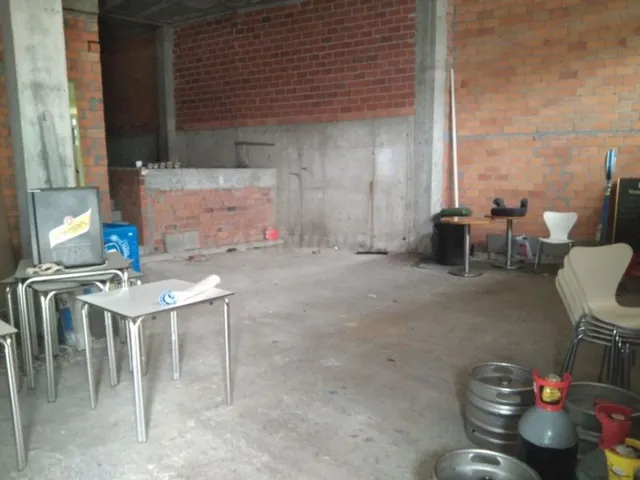 Local comercial 110m² en alquiler - A barca - foto 3