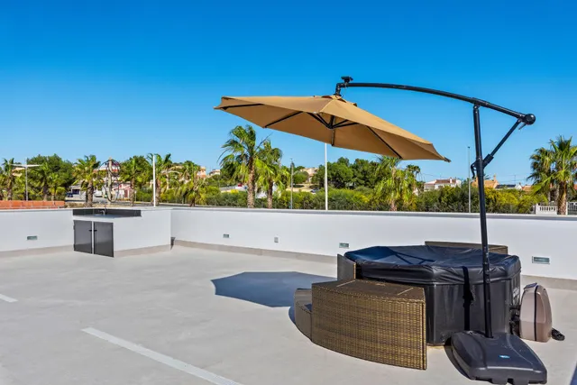 Villa 3 habitaciones 168m² en venta - Comunidad valenciana — 24