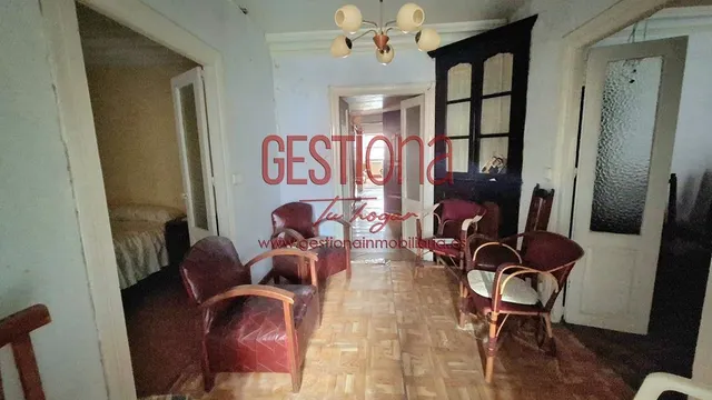CASA PARA REFORMAR EN EL CENTRO DE RAMALES DE LA VICTORIA. — 21