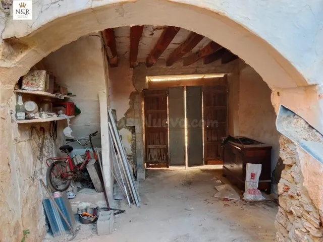 CASA A REFORMAR CON JARDÍN - foto 2