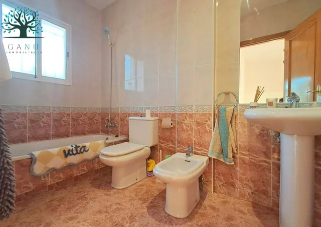 Dúplex de esquina muy próximo a nares — 25