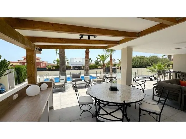 Villa 4 habitaciones en venta - Alfaz del PI Pueblo-Urbaniza - foto 4