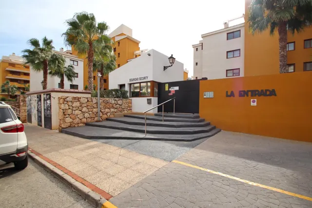 Apartamento 2 habitaciones 86m² en venta - Punta Prima — 44