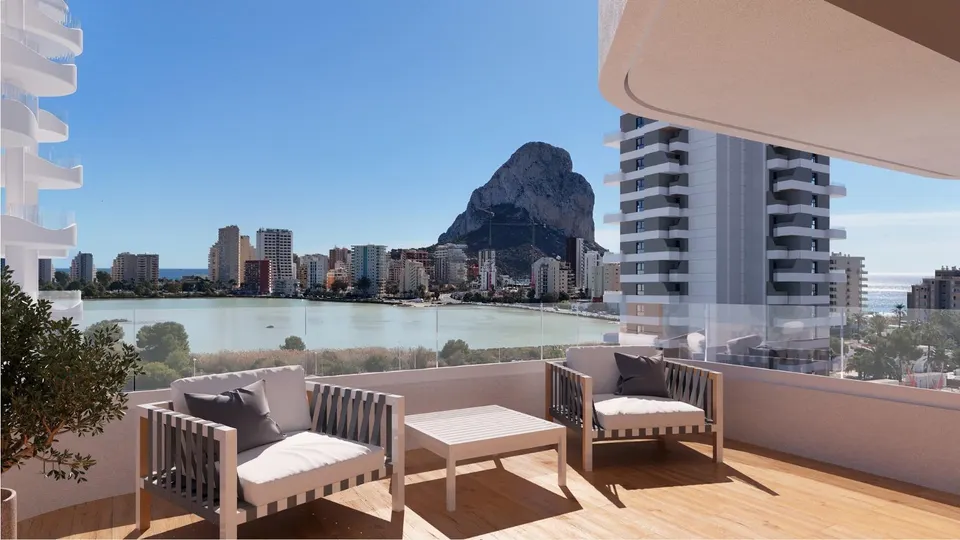 Apartamento de nueva construcción con 3 dormitorios a la venta a solo 450 m de la playa en Calpe