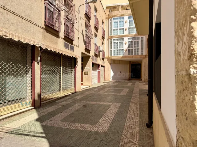Plaza de garaje en venta en pleno centro de Almería - foto 4