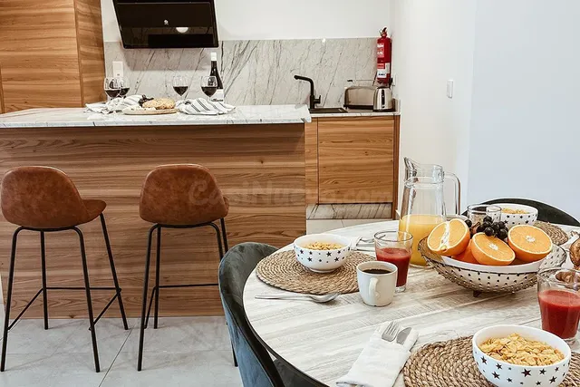 APARTAMENTOS DE DOS O TRES DORMITORIOS — 5