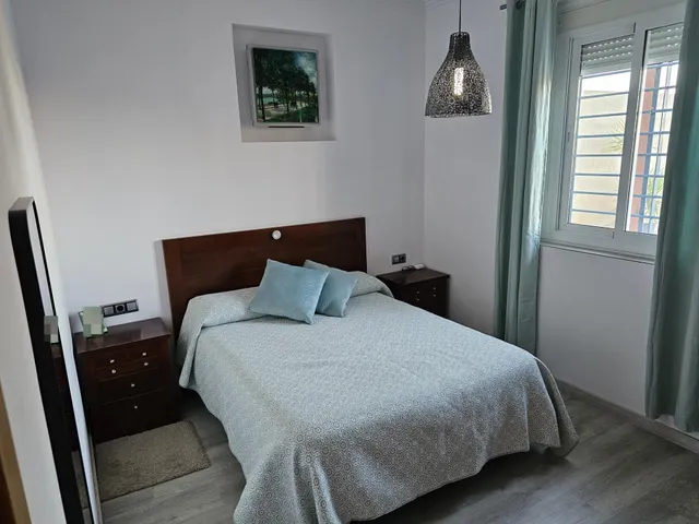 Chalet con dos Viviendas Independientes — 48