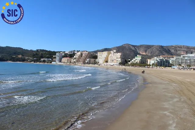 Precioso apartamento en primera línea de la Playa de La Conc - foto 3