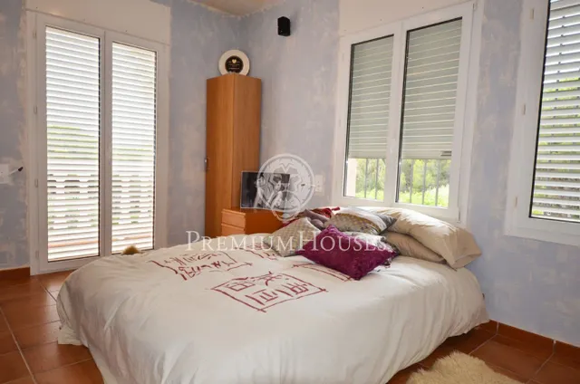 Casa en venta con gran parcela frente al mar en Canet de Mar — 20