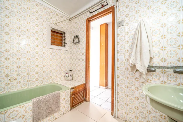 Casa con enorme potencial en Foners — 34