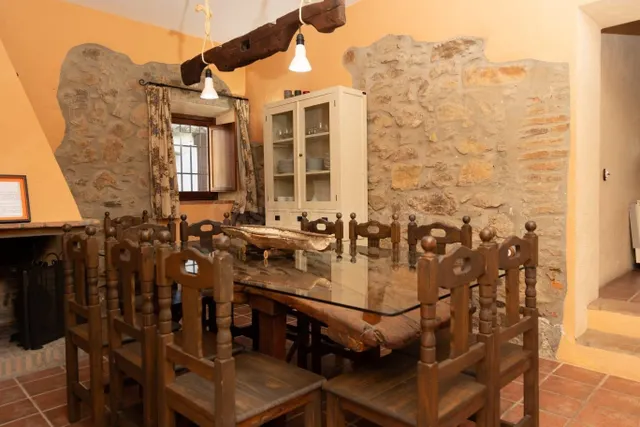 A. Encantadora Casa Rústica del Siglo XIX con Oportunidad de - foto 5