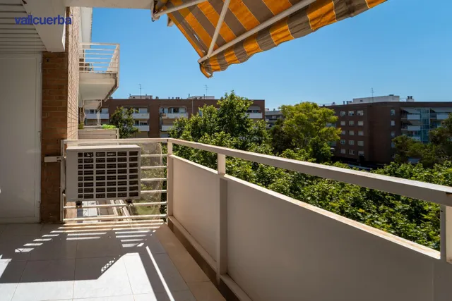 Gran piso y parking en Reus (països catalans) — 11