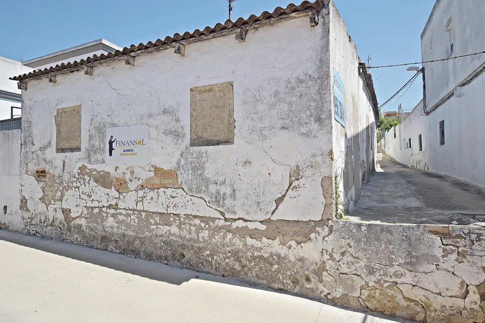 SE VENDE TERRENO URBANO EN PICADUEÑAS
