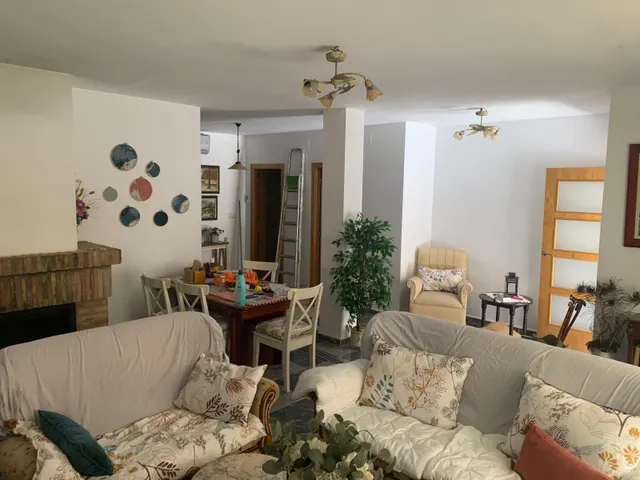 PRECIOSA CASA EN VENTA  EN RESERVA NATURAL LAGUNA DE PETROLA — 30