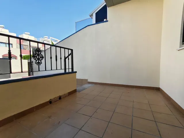 ADOSADO CON PISCINA EN AGUAS NUEVAS — 35