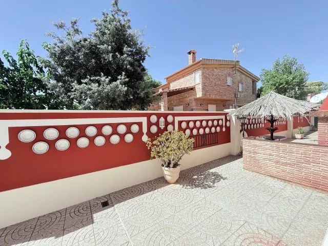 Espectacular chalet en Dehesa de Campoamor con piscina privada a 5 minutos andandoa la playa. — 36