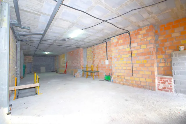 Local comercial  con posibilidad de vivienda  en  Muro — 5