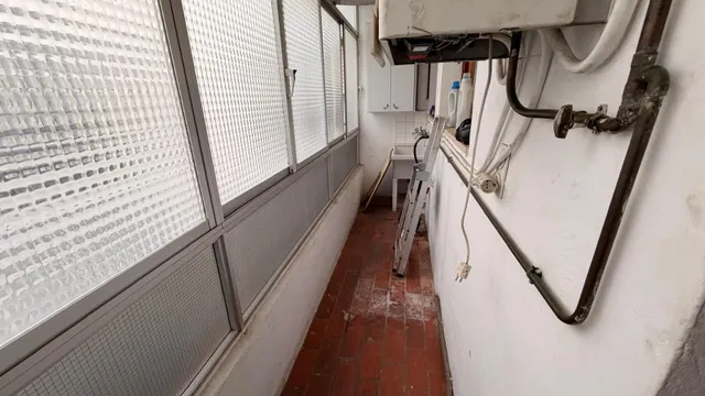 Piso de 4 habitaciones, dos terrazas en calle corredera — 10