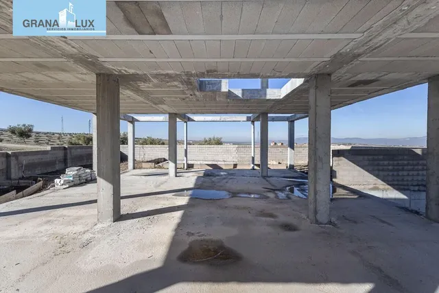 Parcela exclusiva con estructura de Chalet independiente y piscina en Urb. El Montecillo, Las Gabias — 23
