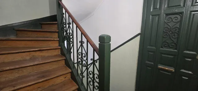 Alquiler de Piso Exterior en Trafalgar con Balcones y Terraza — 25