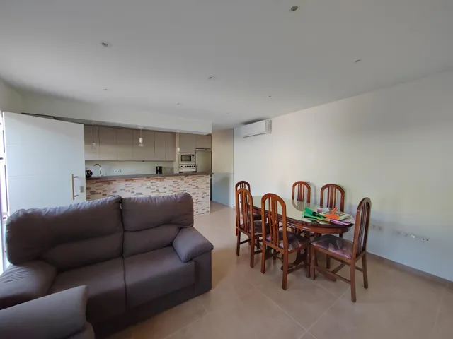 SE VENDE CHALET EN ZONA ANTIGUA CARRETERA DE GRANADA — 7