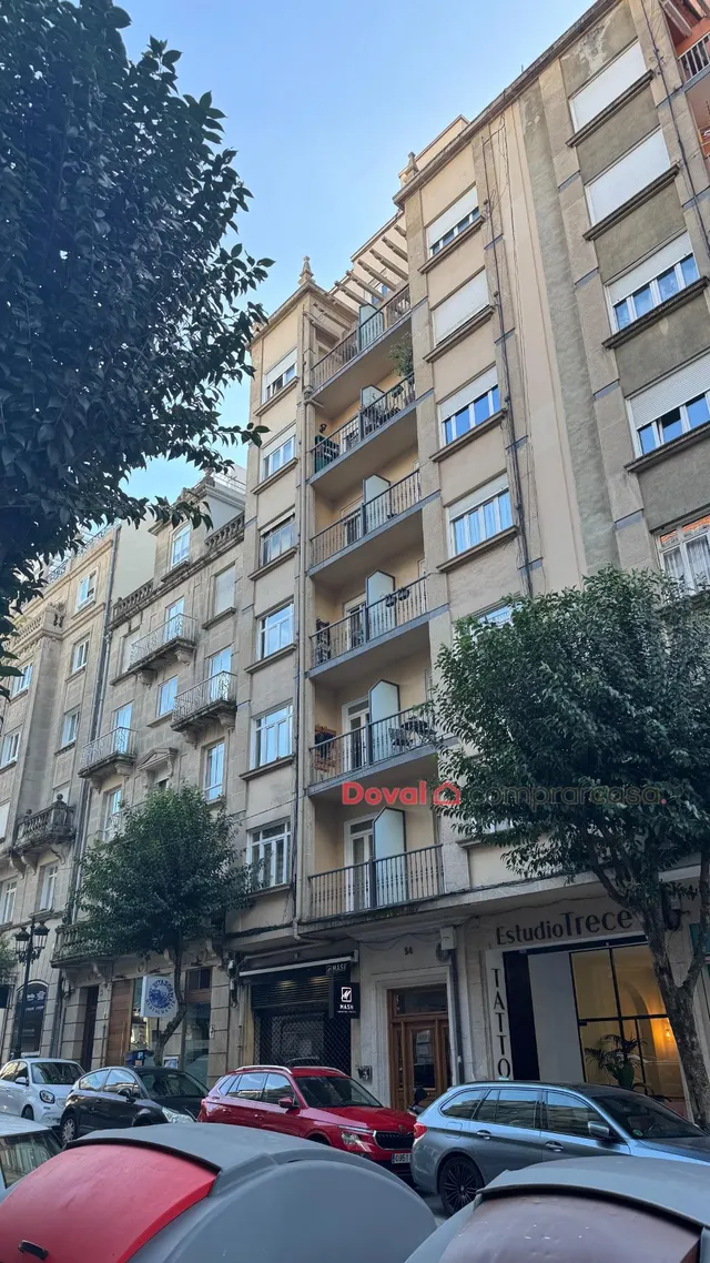 Vive en el centro de Vigo y diseña tu hogar a tu medida — 10