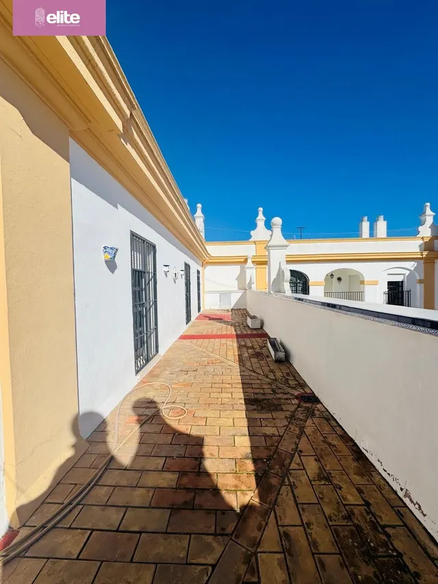 MAGNIFICO ATICO EN EL CENTRO DE JEREZ — 41