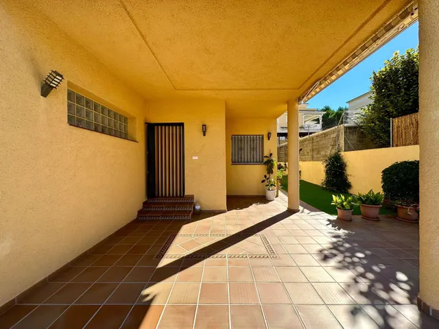 CASA EN OASIS - EL VENDRELL — 11