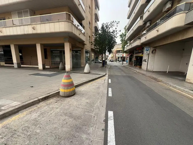 ¡¡ PLAZA DE PARKING EN EL CENTRO DE VILANOVA I LA GELTRÚ !! — 7