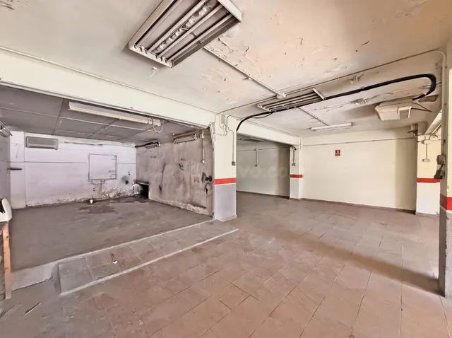 Amplio Local Comercial en Alquiler en Cubelles - €1450/mes — 5