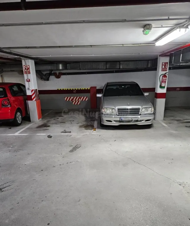 Oportunidad de Inversión: Plaza de garaje en A Patiña, Cambr - foto 5