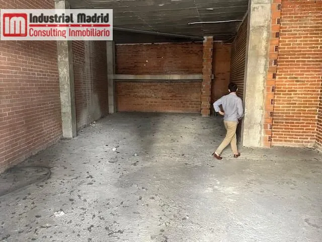 LOCAL COMERCIAL EN VENTA EN ARGANDA DEL REY — 2