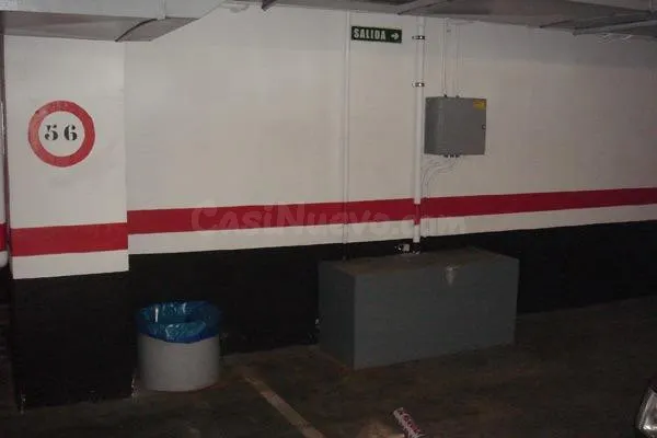EKISER vende plaza de garaje pequeña en Av. de Pío XII, 30 d - foto 5