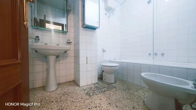 Venta de piso en Zamora zona tres cruces, 4 dormitorios, 2 baños, galería — 18
