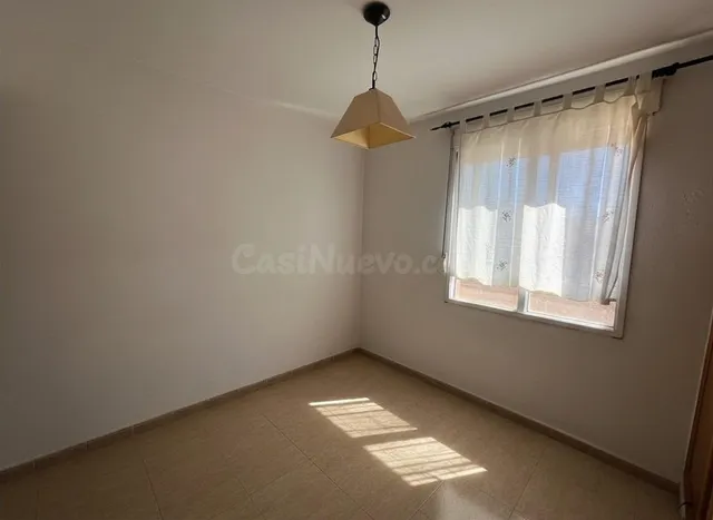 Venta de piso en Ronda Sur, 4 Dormitorios. - foto 5