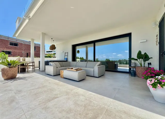 Apartamento de lujo con vistas panorámicas — 35
